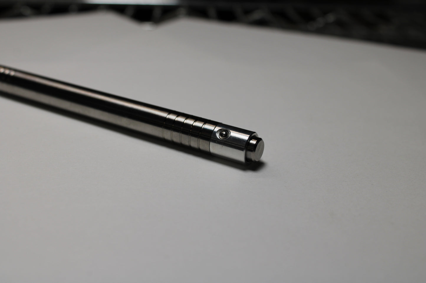 40 Clipless Click Pen - 6Al-4V Titanium - 6061 Aluminum Mechanism - Round Nose - Grip Lines - Pilot G2