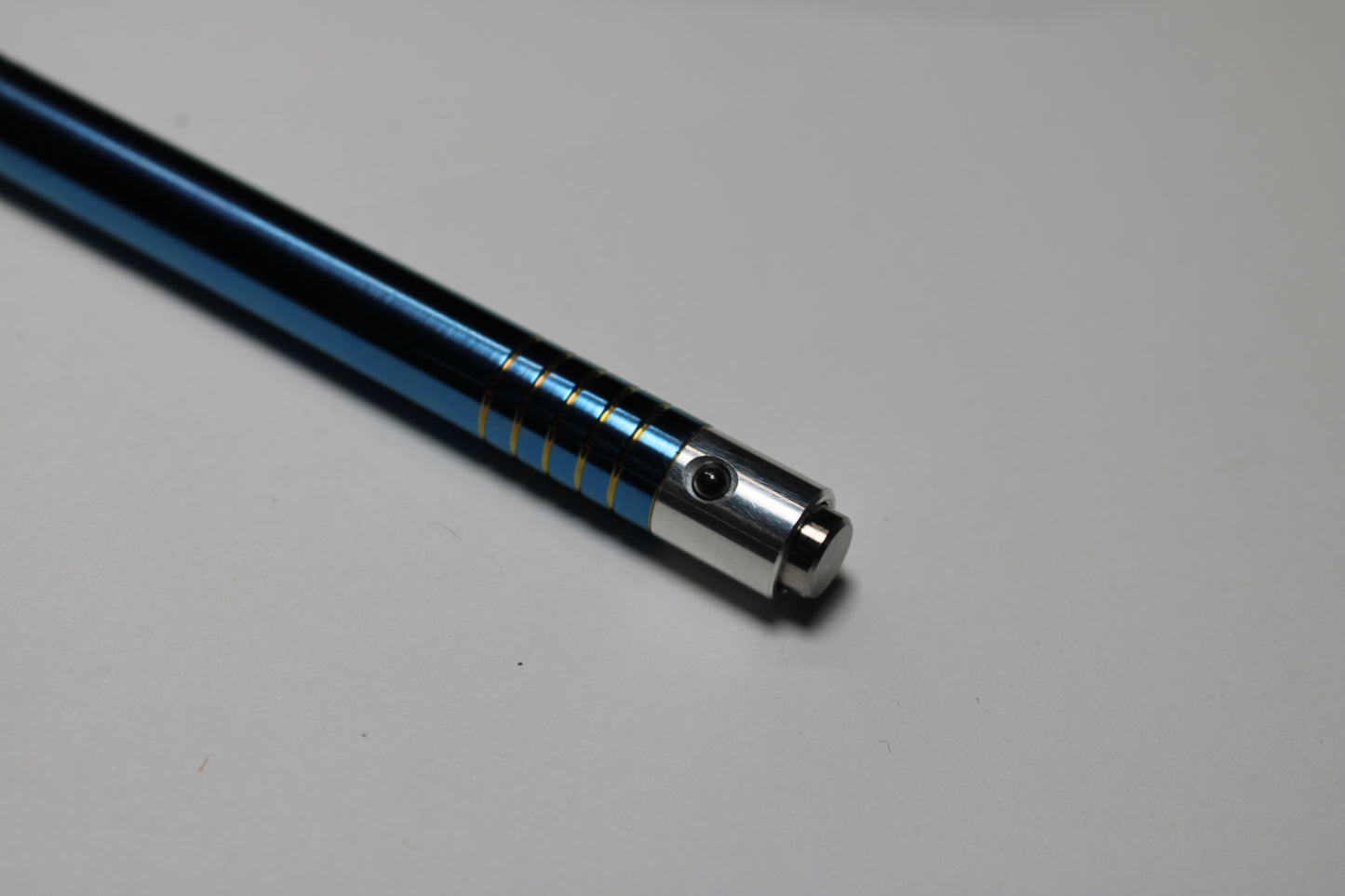 40 Clipless Click Pen x KVR Finishing - 6Al-4V Titanium - 6061 Aluminum Mechanism - Round Nose - Grip Lines - Itoya Aqua Roller ISO G2