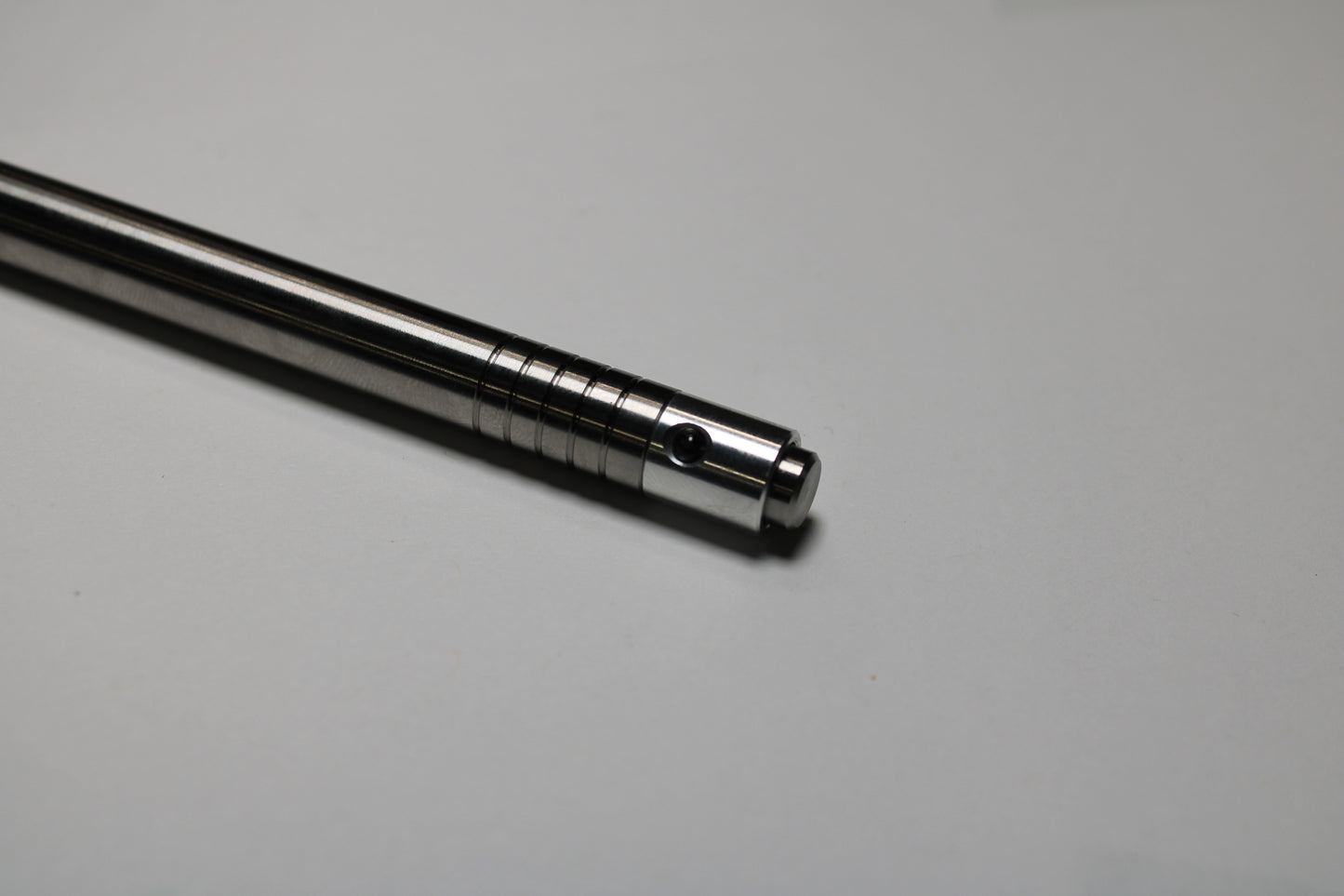 40 Clipless Click Pen - 6Al-4V Titanium - 6061 Aluminum Mechanism - Round Nose - Grip Lines - Pentel EnerGel