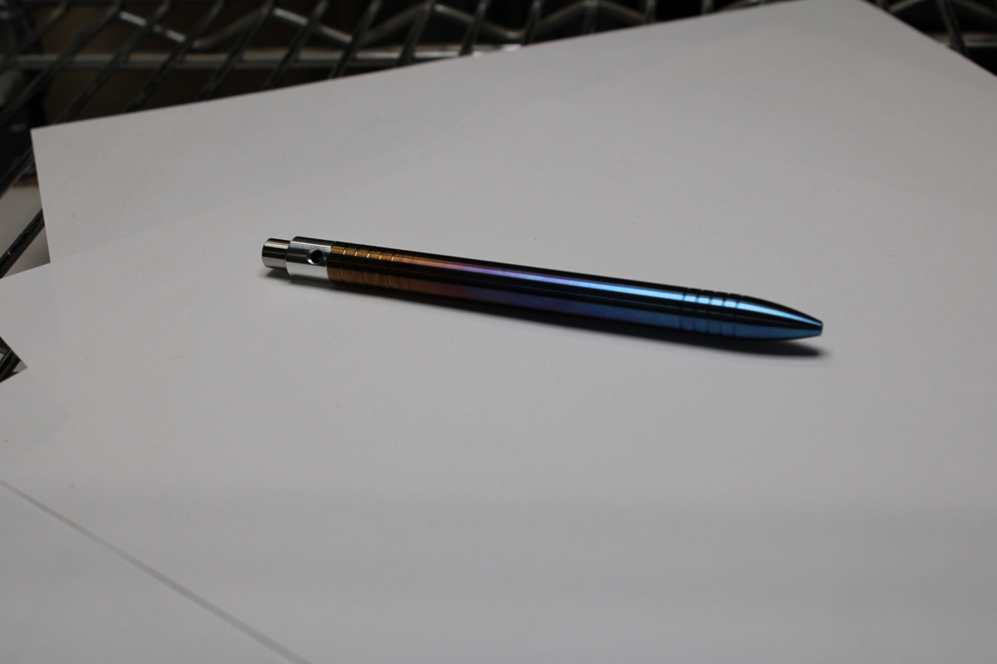 40 Clipless Click Pen x KVR Finishing - 6Al-4V Titanium - 6061 Aluminum Mechanism - Round Nose - Grip Lines - Pentel EnerGel